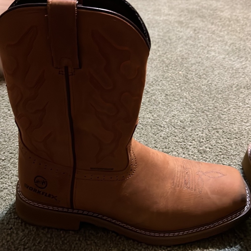 Double H size 12 Mens boots wore 1 time.